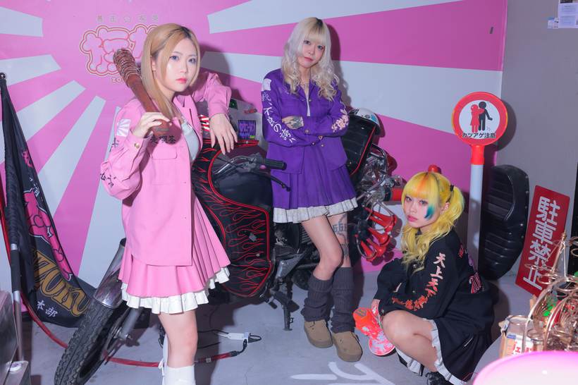 キャスト集合写真